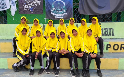 Tim Putri MIN 2 Sumenep Raih Juara 3 Lomba Gerak Jalan MI Se-Kabupaten Sumenep